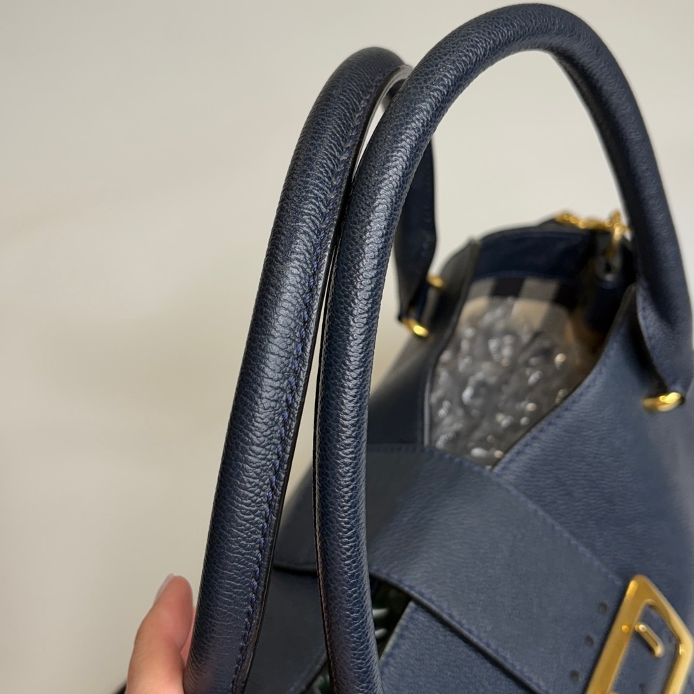BURBERRY Blue Grained Leather Medium Buckle Tote Bag - Picture 12 of 16